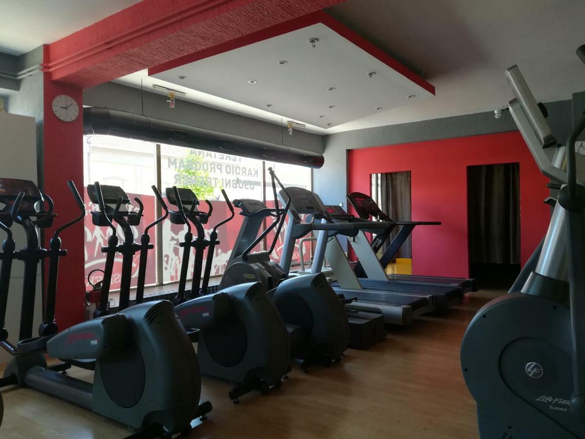 Flamingos Apartman & Fitness Centar Osijek - Blizina Bolnice Kbc Osijek Eksteriør billede