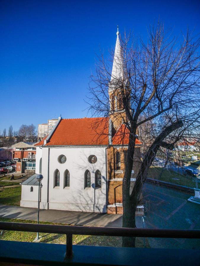 Flamingos Apartman & Fitness Centar Osijek - Blizina Bolnice Kbc Osijek Eksteriør billede